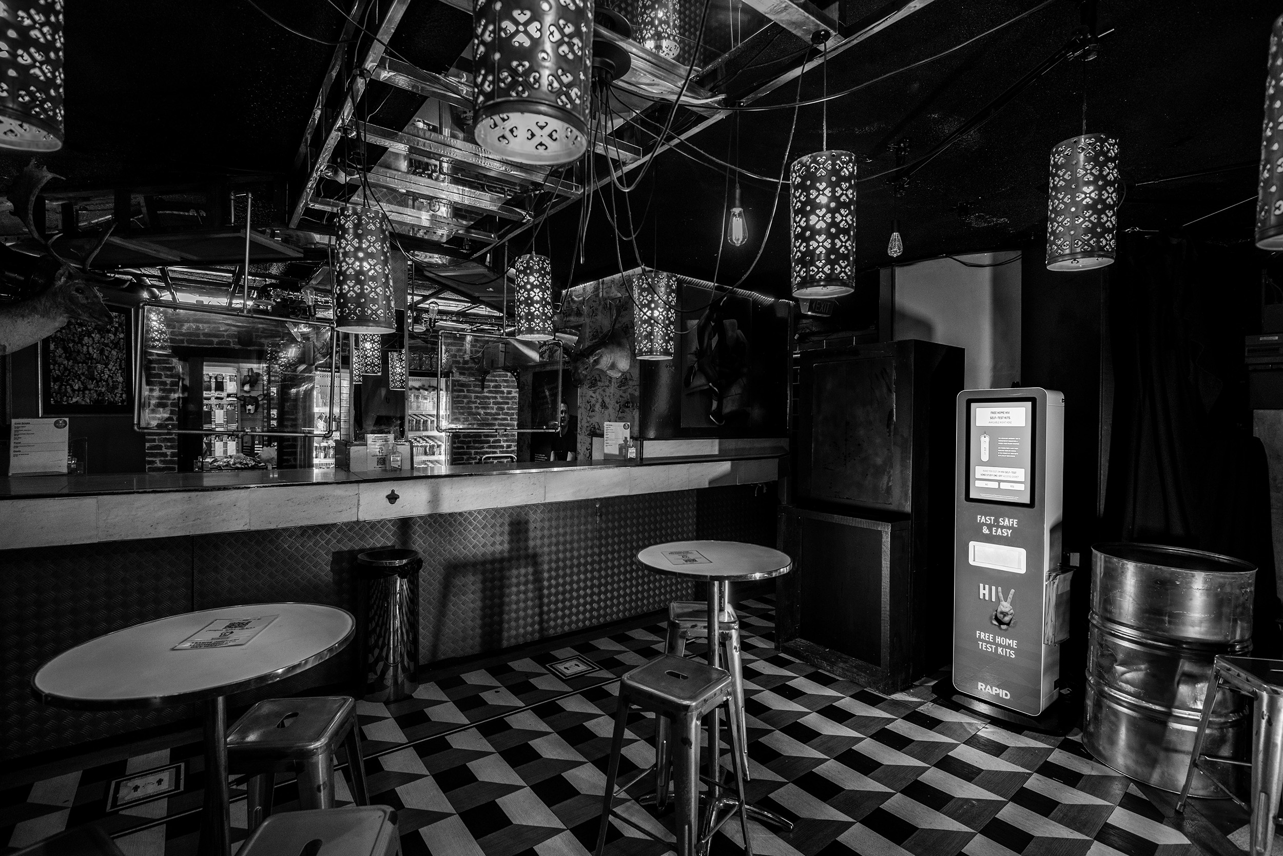 RAPID HIV vending machine in venue